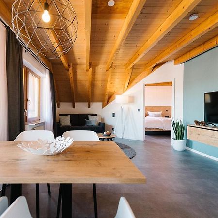 Moderne 2 Zi.-Fewo Blackforest Art Naehe Freiburg Зімонсвальд Екстер'єр фото